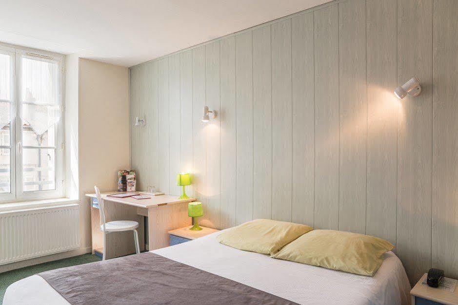 Hotel Caravelle Contact Hotel โรชฟอร์ ภายนอก รูปภาพ